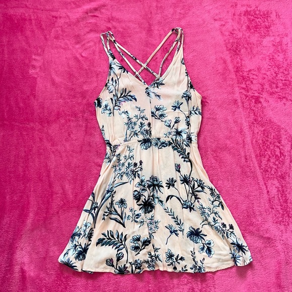Kendall & Kylie Dresses & Skirts - Pacsun Floral Sundress